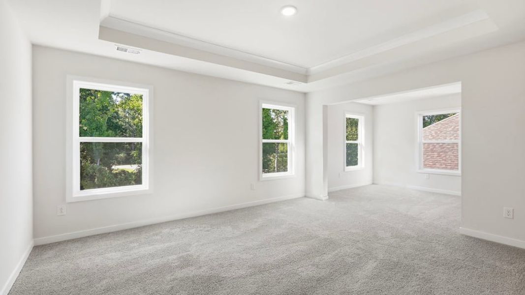 Spacious, unfurnished interior of a new home in Seven Oaks, Greenwood (Image 32).
