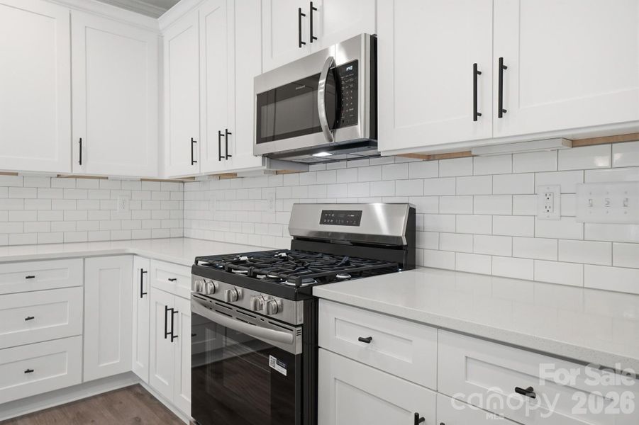 Furnished interior view inside a new home in Harrisburg Village, Harrisburg (Image 9).
