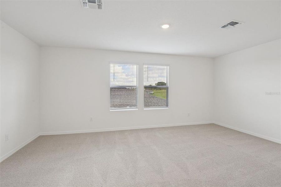 Spacious, unfurnished interior of a new home in Benton Hills - Classic Series, Brooksville (Image 16).