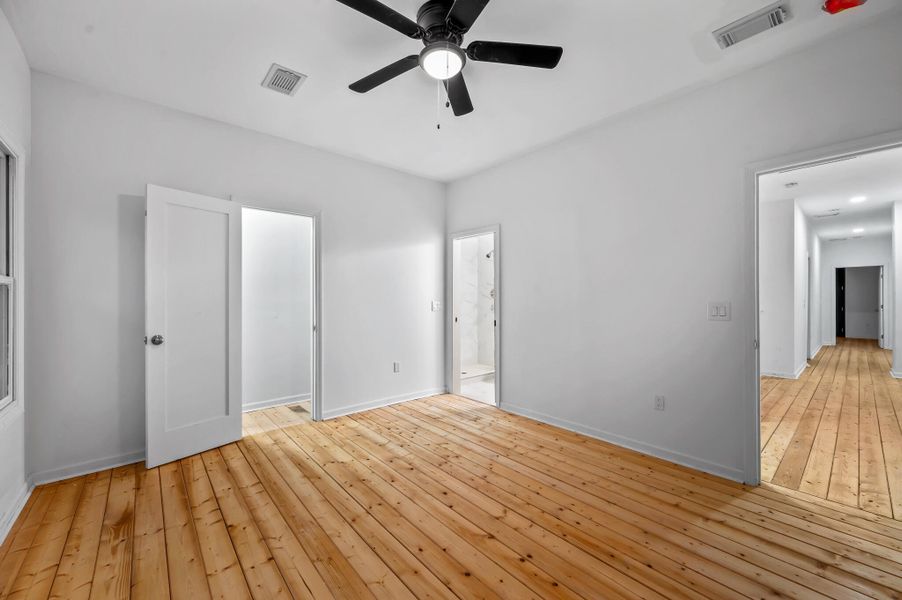 Spacious, unfurnished interior of a new home in , North Charleston (Image 16). Spacious, unfurnished interior of a new home in , North Charleston (Image 16).