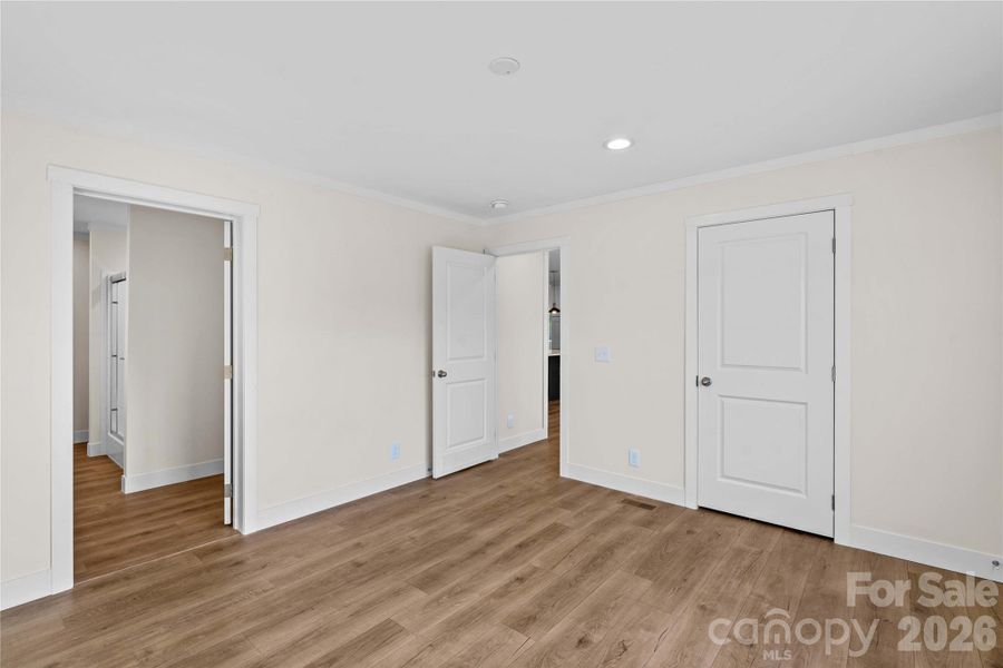 Spacious, unfurnished interior of a new home in , Hamptonville (Image 27).