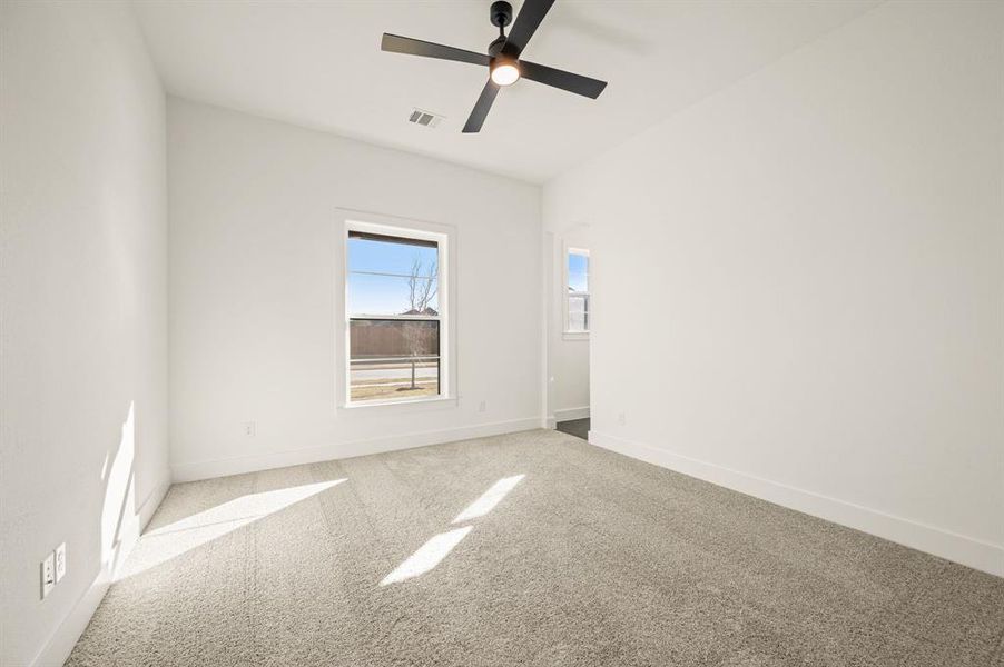 Spacious, unfurnished interior of a new home in , Haslet (Image 19).
