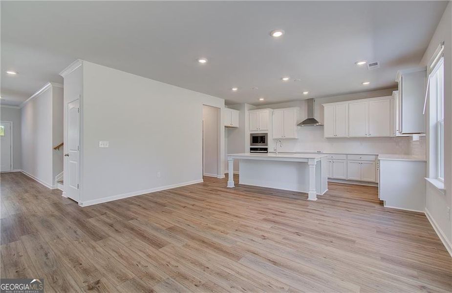 Spacious, unfurnished interior of a new home in Bowers Farm, McDonough (Image 16).