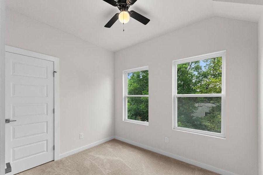 Spacious, unfurnished interior of a new home in , Dallas (Image 36).