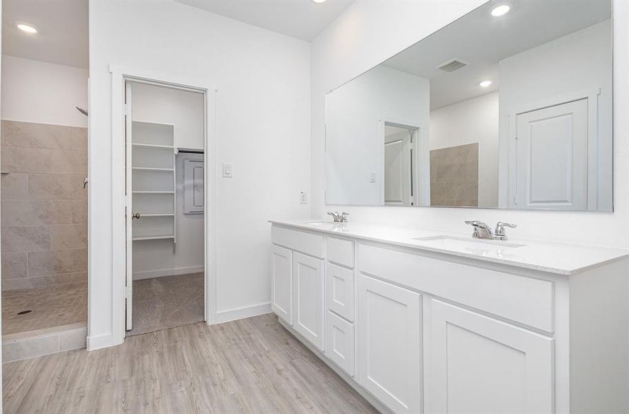 Furnished interior view inside a new home in , Princeton (Image 15).