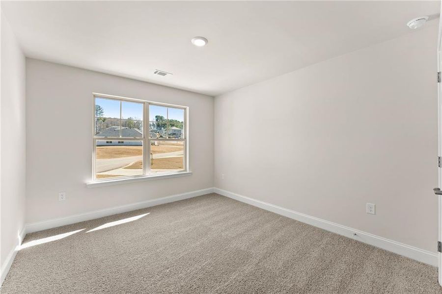 Spacious, unfurnished interior of a new home in Magnolia Villas, Cornelia (Image 34).