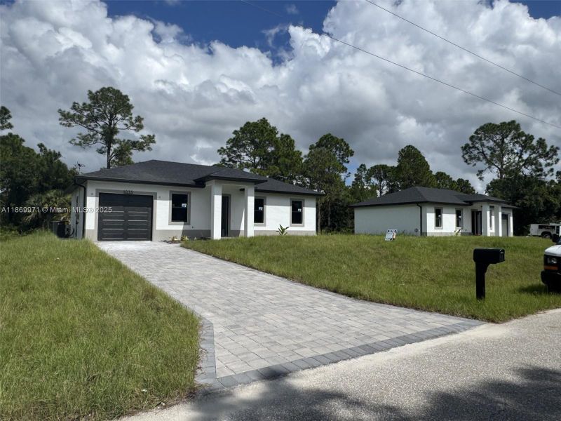 Image 21 of a home in .