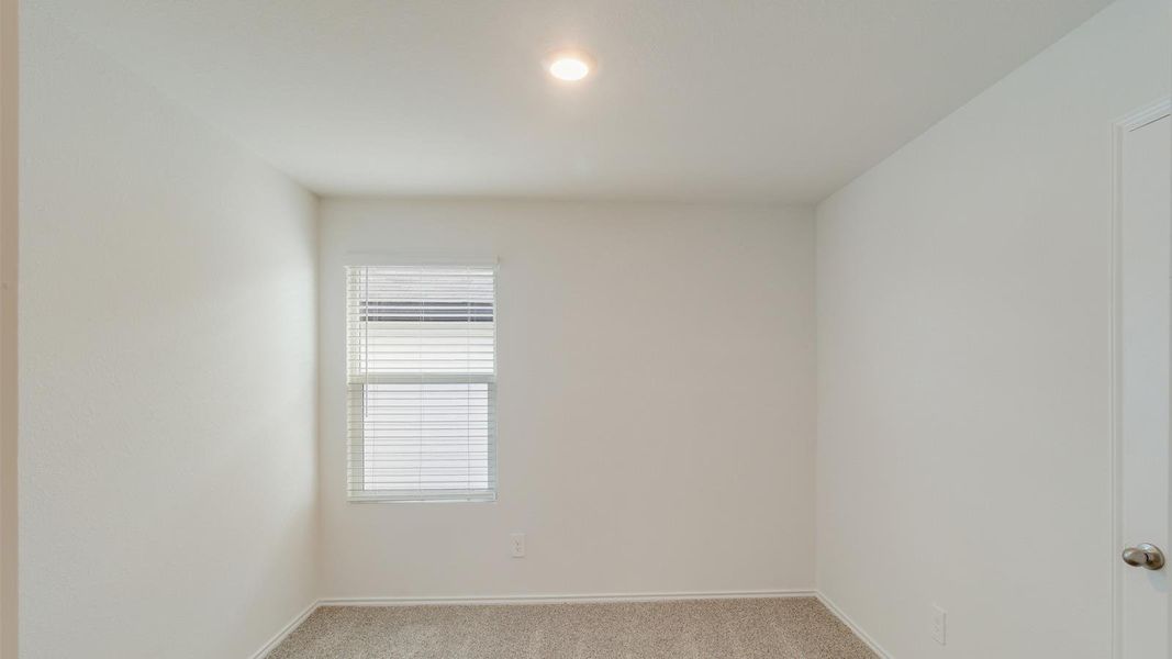 Spacious, unfurnished interior of a new home in , Buda (Image 16).