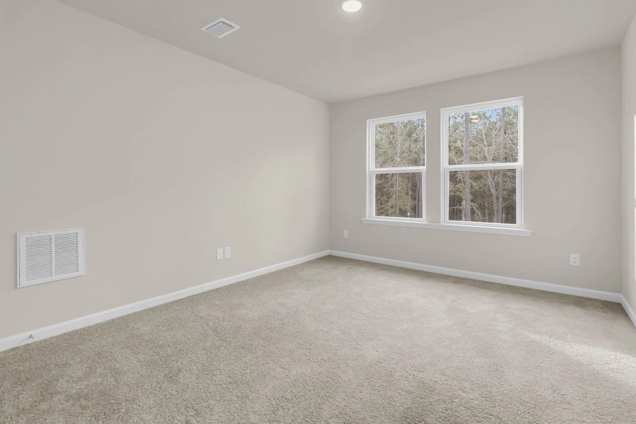 Spacious, unfurnished interior of a new home in Hammock Walk at Nexton, Summerville (Image 26).