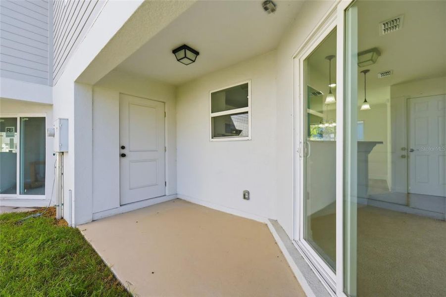 Exterior details and patio area of a home in , Lakeland (Image 25).