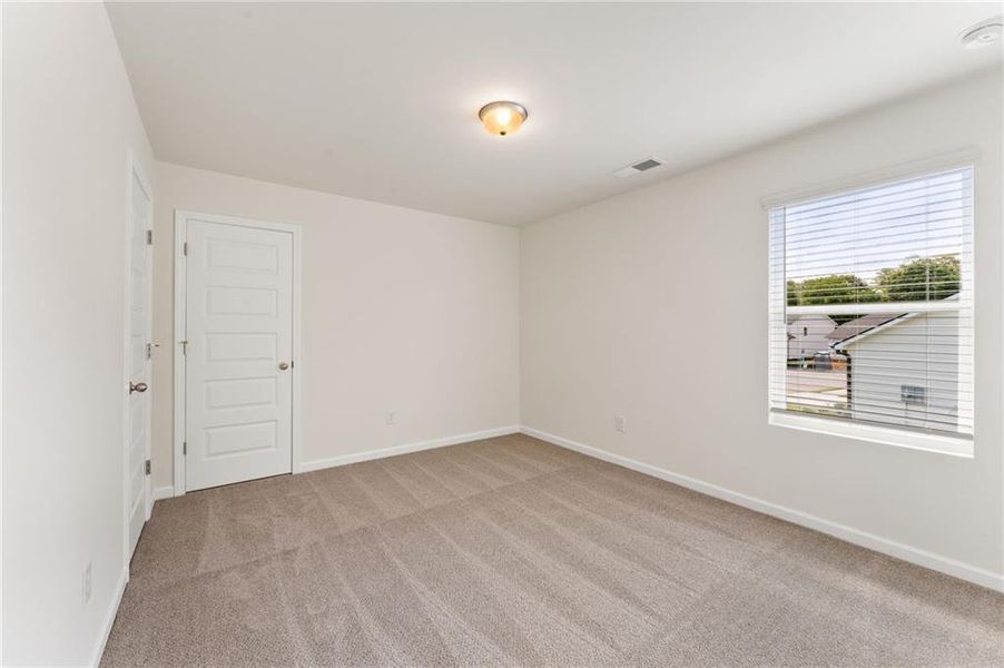 Spacious, unfurnished interior of a new home in Oakhill Estates, Adairsville (Image 16).