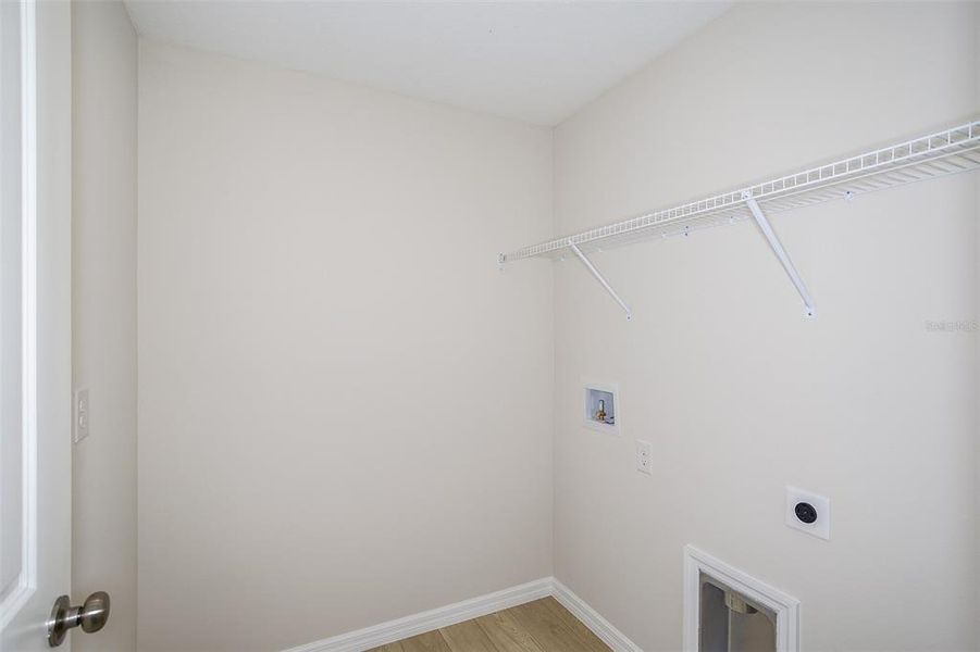 Spacious, unfurnished interior of a new home in Pasadena Landing, Wesley Chapel (Image 19). Spacious, unfurnished interior of a new home in Pasadena Landing, Wesley Chapel (Image 19).