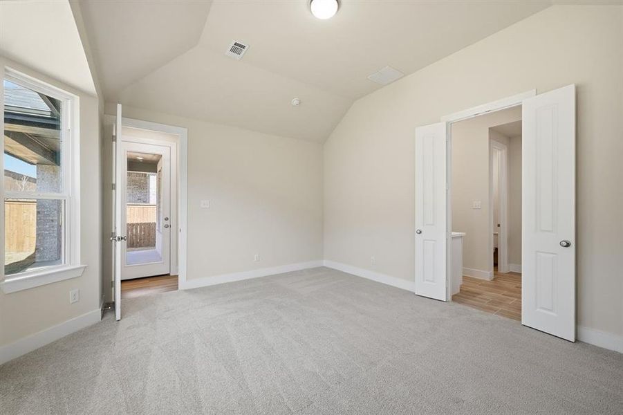 Spacious, unfurnished interior of a new home in Gateway Village - The Reserve, Denison (Image 18). Spacious, unfurnished interior of a new home in Gateway Village - The Reserve, Denison (Image 18).