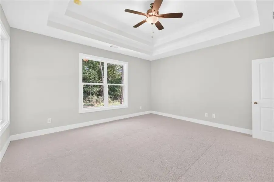 Spacious, unfurnished interior of a new home in , Gainesville (Image 53).