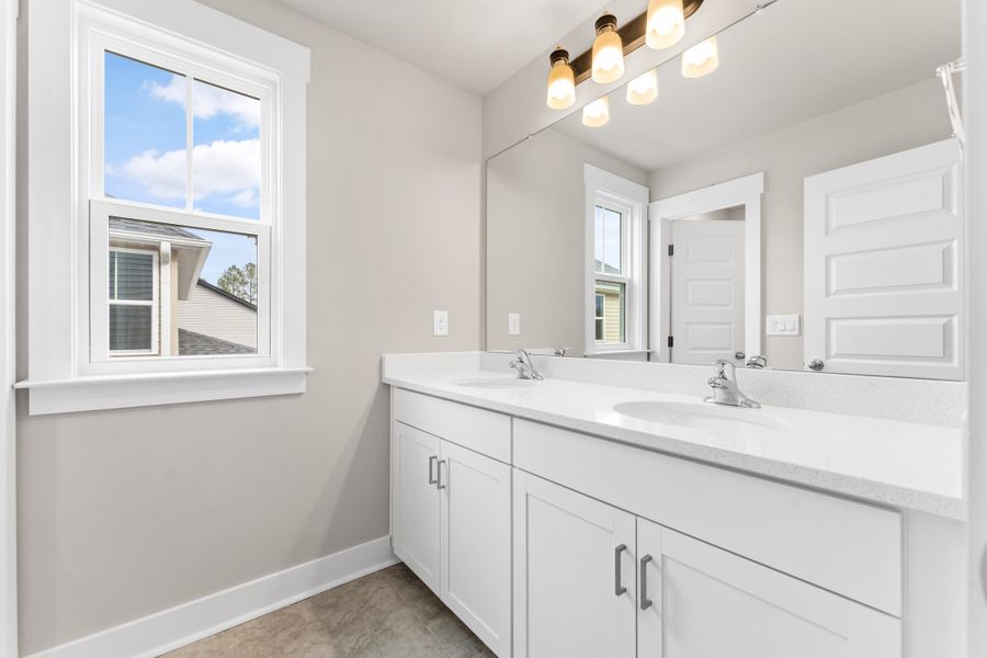 Denver Hall Bathroom