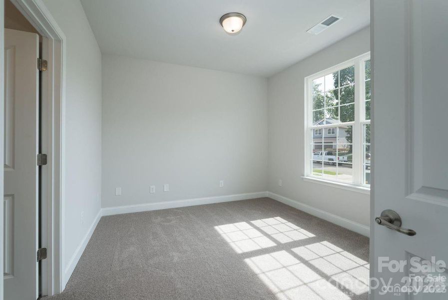 Spacious, unfurnished interior of a new home in Cardiff Glyn, Catawba (Image 13). Spacious, unfurnished interior of a new home in Cardiff Glyn, Catawba (Image 13).