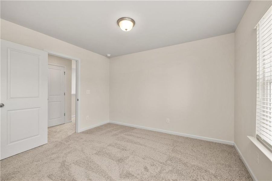 Spacious, unfurnished interior of a new home in Sandtown Falls, Atlanta (Image 24). Spacious, unfurnished interior of a new home in Sandtown Falls, Atlanta (Image 24).