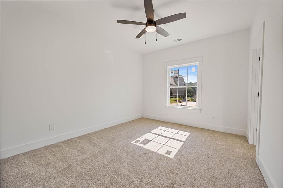 Spacious, unfurnished interior of a new home in , Jefferson (Image 17).