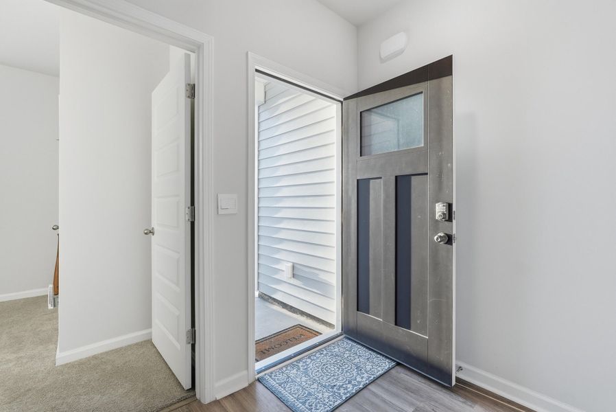Spacious, unfurnished interior of a new home in , Ridgeland (Image 20). Spacious, unfurnished interior of a new home in , Ridgeland (Image 20).