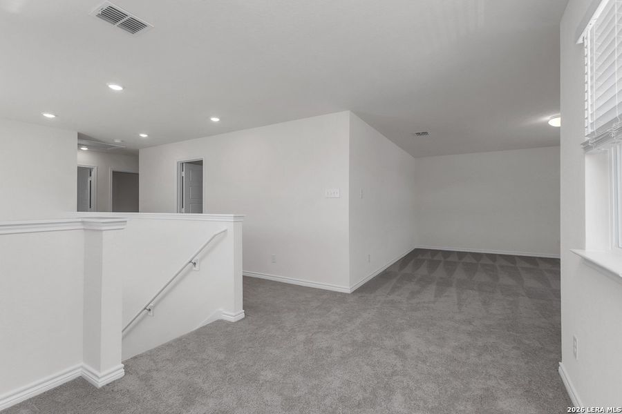 Spacious, unfurnished interior of a new home in The Granary - Heritage Collection, San Antonio (Image 11).