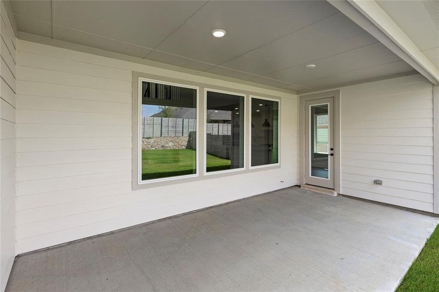 25. 4108 Slate - Patio 25. 4108 Slate - Patio