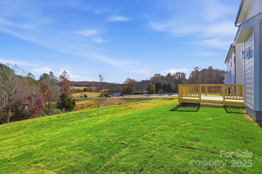 Exterior details and patio area of a home in Summerlin, Mooresville (Image 24).