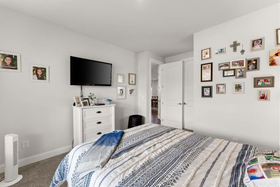 Furnished interior view inside a new home in , Homer (Image 12).