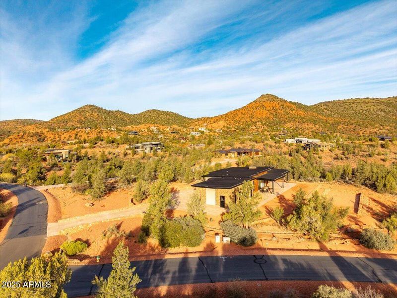 03-10 Amber Cliffs Way-DJI_2025122209063