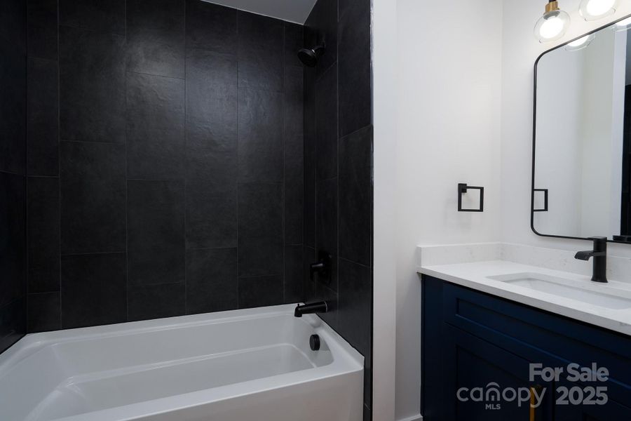 Image 16 of a home in . Image 16 of a home in .