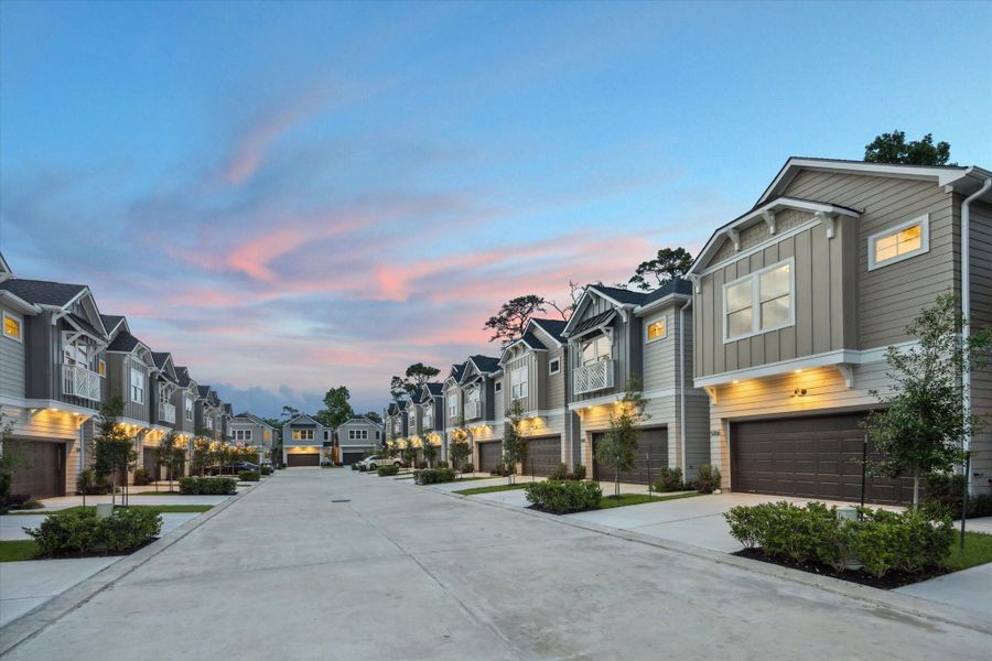 Private Driveway Homes in a Gated Community Private Driveway Homes in a Gated Community