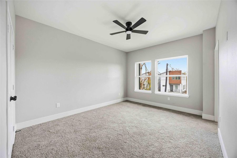 Spacious, unfurnished interior of a new home in , Houston (Image 13).