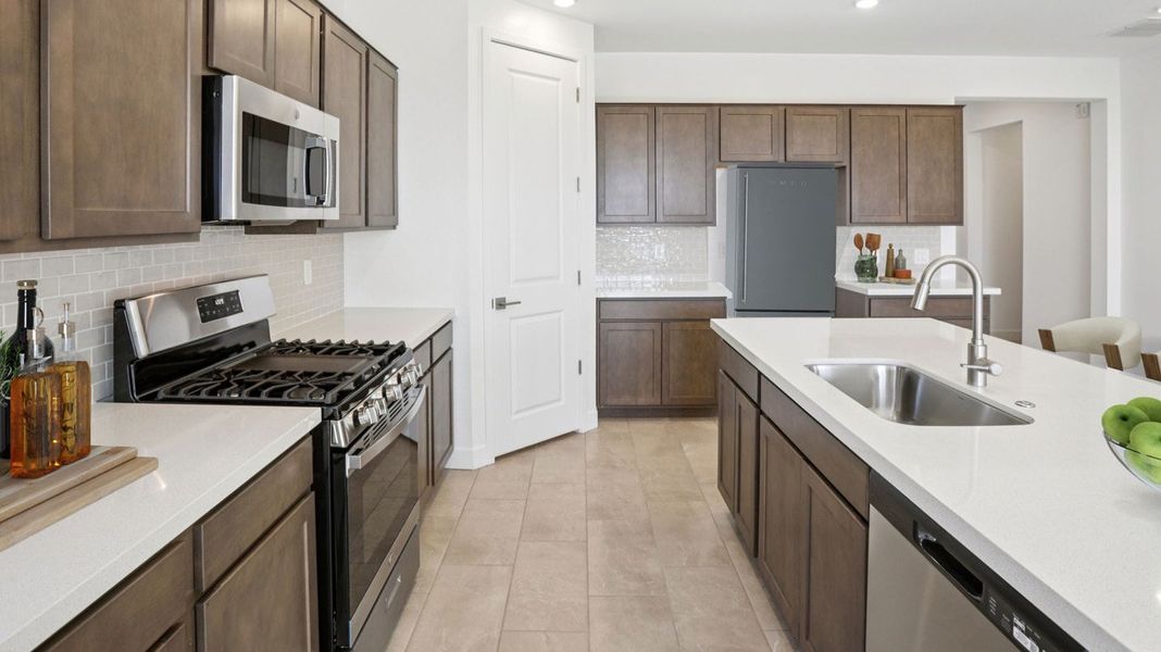 Representative furnished interior of a home built from the 4002 by Risewell Homes in Bella Vista Farms, San Tan Valley (Image 6).