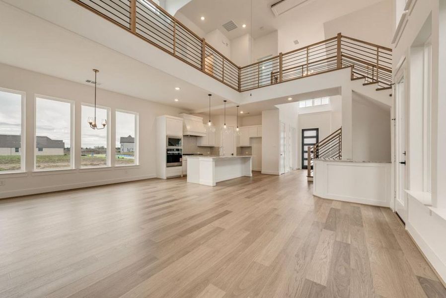 Spacious, unfurnished interior of a new home in Edgewater, Fate (Image 16).