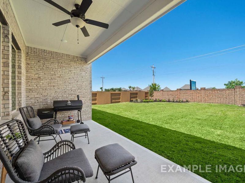 Exterior details and patio area of a home in Lago Mar, Texas City (Image 2). Exterior details and patio area of a home in Lago Mar, Texas City (Image 2).