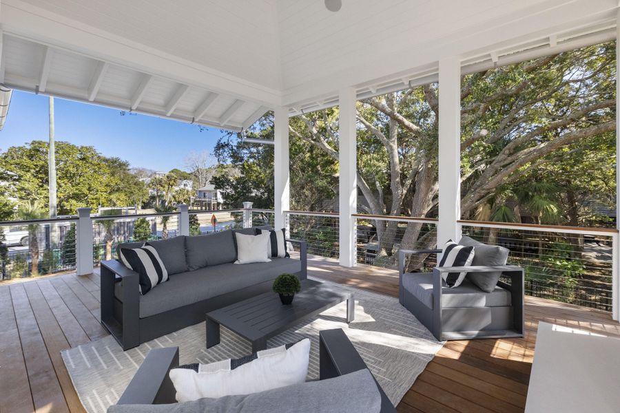 Exterior details and patio area of a home in , Sullivan's Island (Image 33).