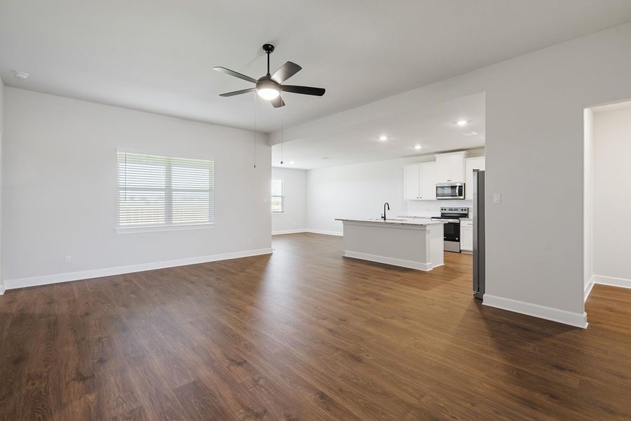 Spacious, unfurnished interior of a new home in Canyon Ranch, Jarrell (Image 6). Spacious, unfurnished interior of a new home in Canyon Ranch, Jarrell (Image 6).
