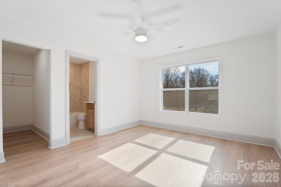 Spacious, unfurnished interior of a new home in , Mint Hill (Image 22). Spacious, unfurnished interior of a new home in , Mint Hill (Image 22).