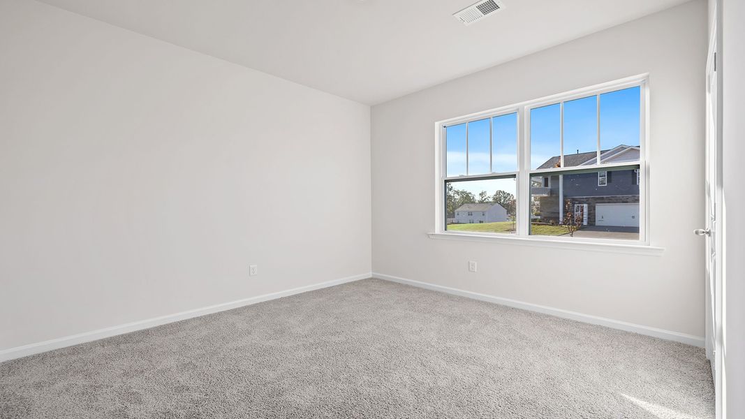 Spacious, unfurnished interior of a new home in Foxbank, Gray Court (Image 22).