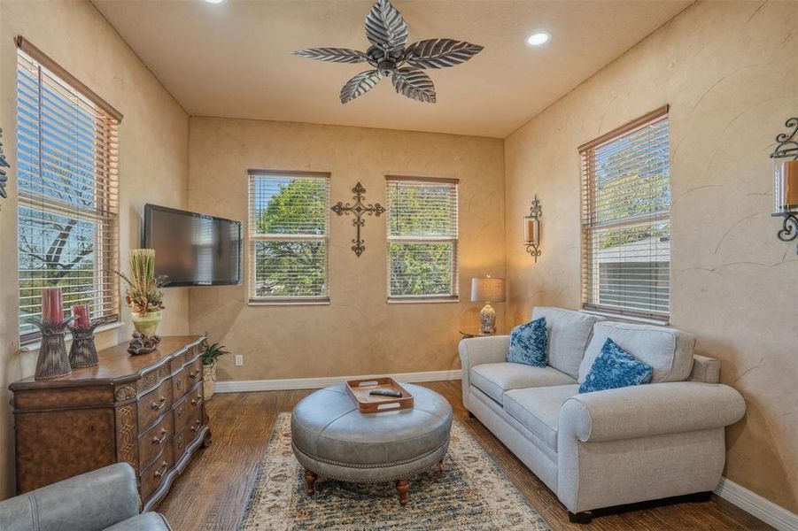 Furnished interior view inside a new home in , Weatherford (Image 19).