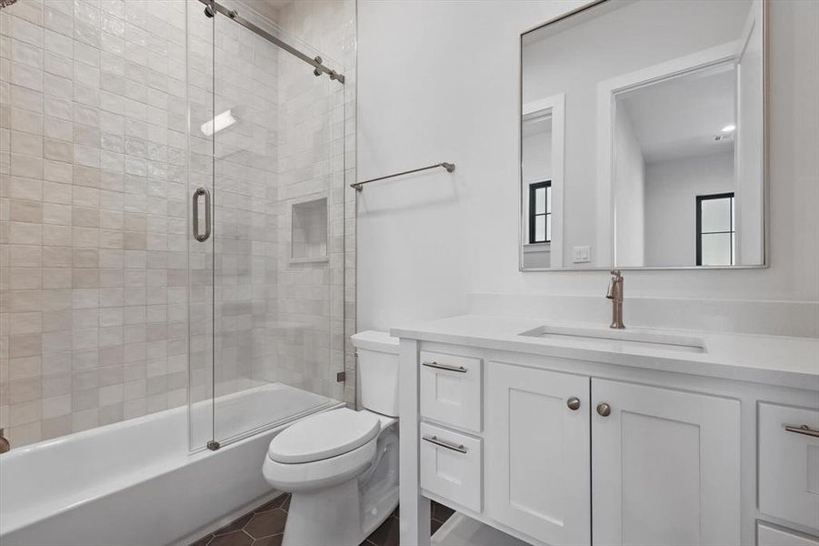 Furnished interior view inside a new home in , Bartonville (Image 5).