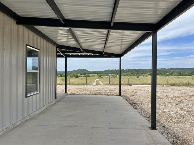 Exterior details and patio area of a home in , Mineral Wells (Image 15).