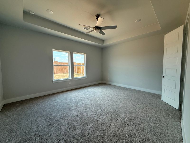 Spacious, unfurnished interior of a new home in Wildflower Ranch, Fort Worth (Image 11).