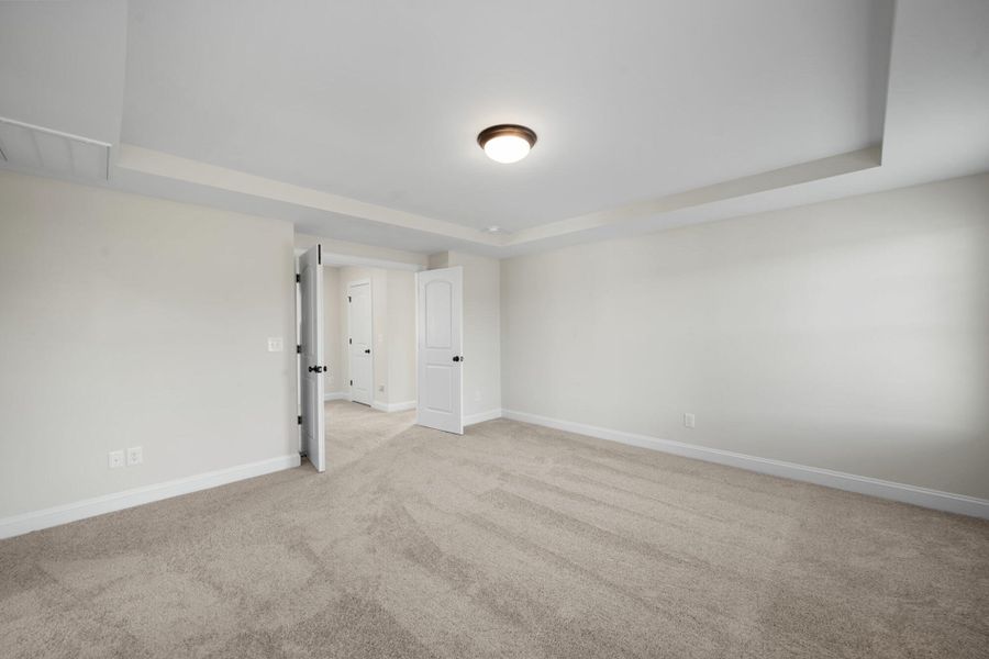 Spacious, unfurnished interior of a new home in Pisgah Park, Kernersville (Image 41).