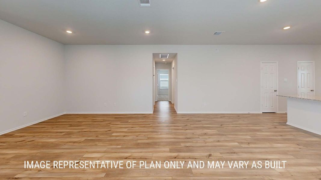 Spacious, unfurnished interior of a new home in The Villages at Schwertner Ranch, Jarrell (Image 12).