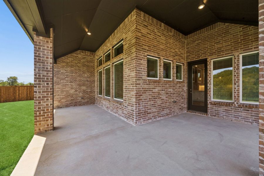 Exterior details and patio area of a home in Rainwater Crossing, Celina (Image 3).