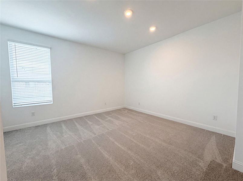 Spacious, unfurnished interior of a new home in The Highlands, Porter (Image 20).