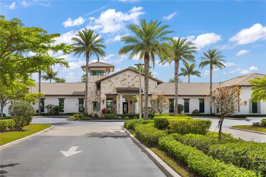 Community amenities in , Nokomis (Image 23).