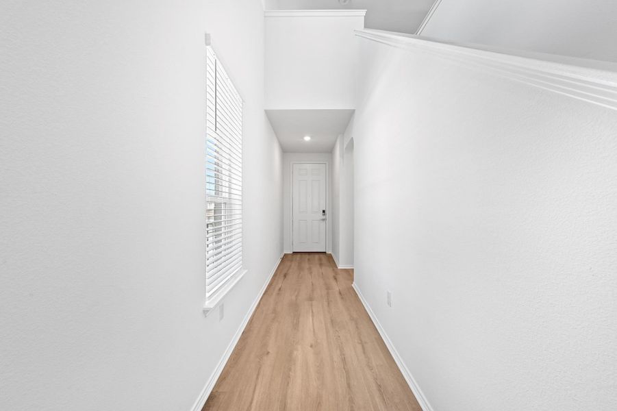 Spacious, unfurnished interior of a new home in Creekside at Estancia, Austin (Image 15).