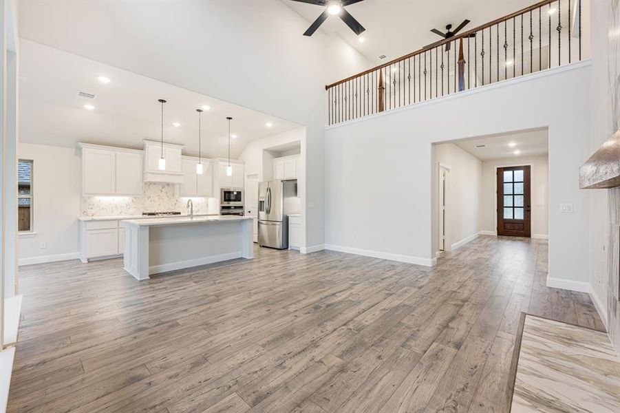 Spacious, unfurnished interior of a new home in Woodstone, Providence Village (Image 31). Spacious, unfurnished interior of a new home in Woodstone, Providence Village (Image 31).