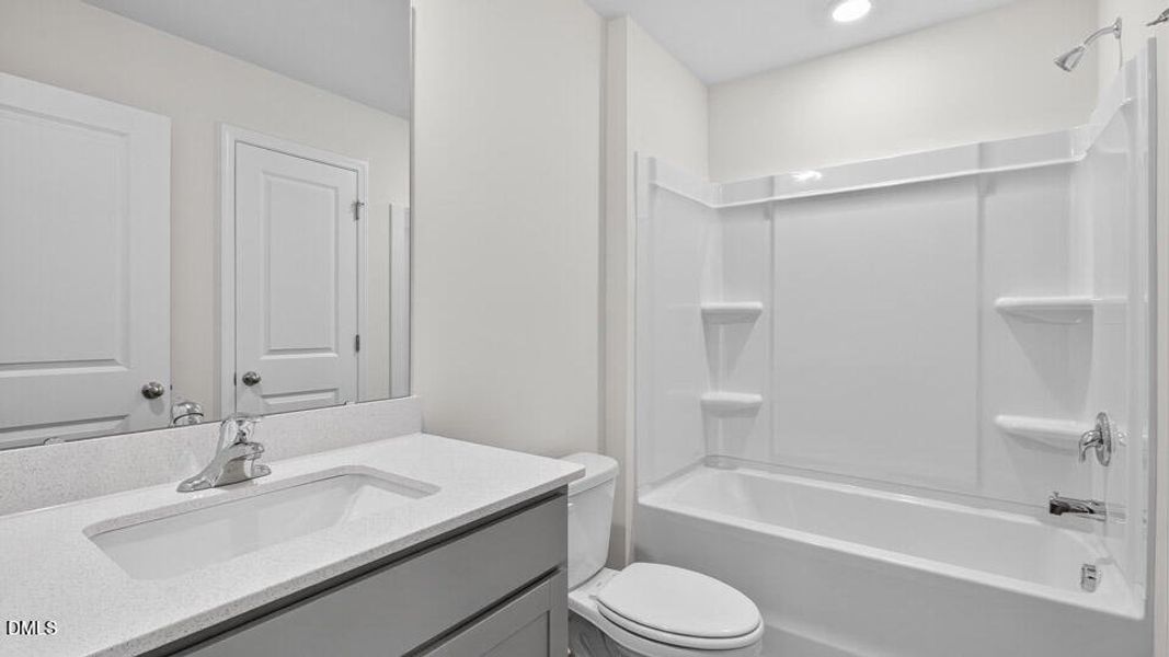 honeycutt-oaks-lot-206-013